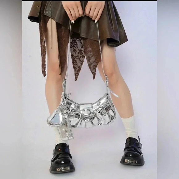 NWOT The New Drawstring Women's Fashion Bucket Bag Rivet 3-Piece Motorcycle Bag - Picture 2 of 10